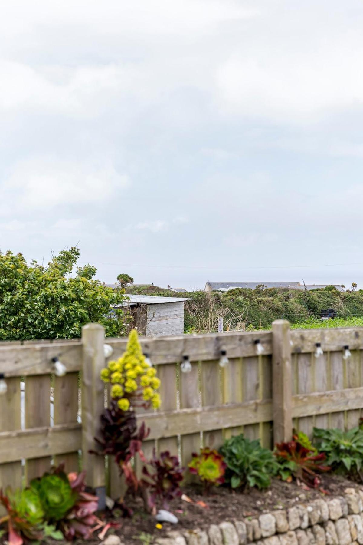 Cape Cornwall Pod With Vast Sea Views St. Just Exterior photo